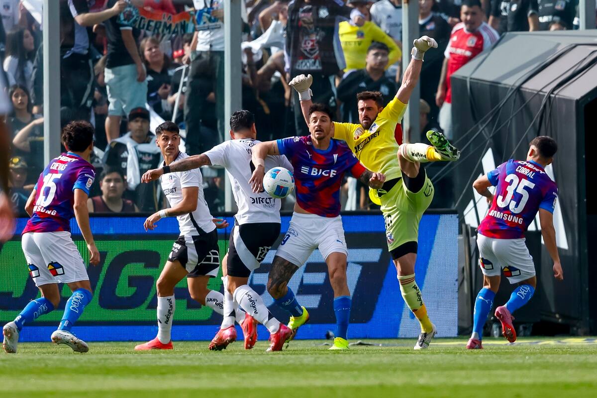 Fernando de Paul en Colo Colo vs Universidad Católica. Agencia Aton