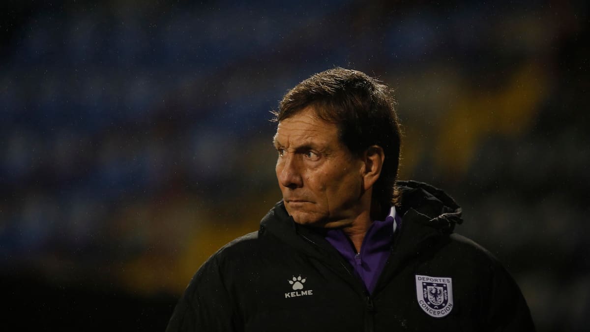 Fernando Díaz no descarta la salida de más jugadores en Deportes Concepción