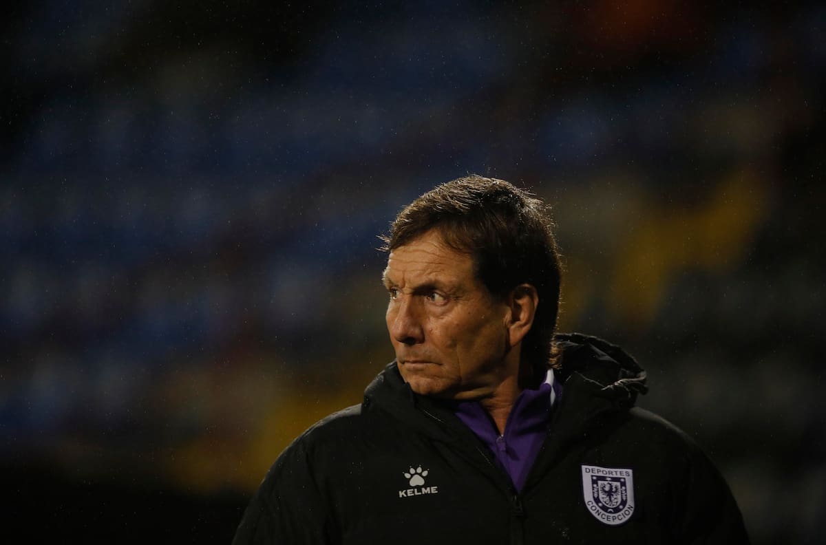 Fernando Díaz no descarta la salida de más jugadores en Deportes Concepción