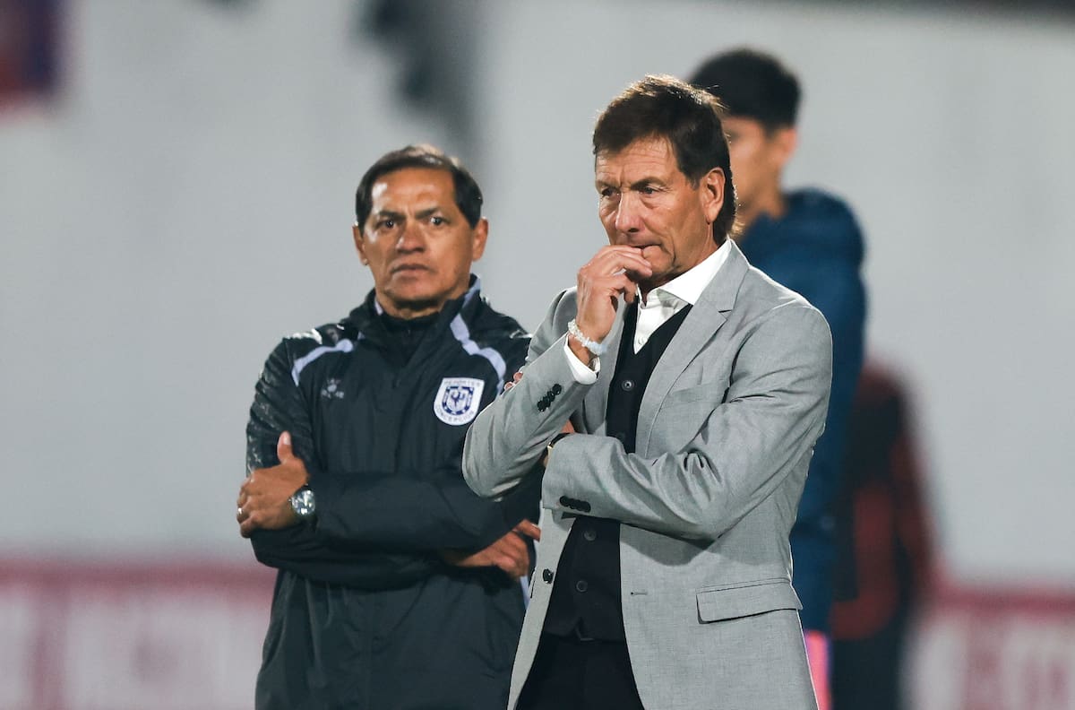 Podría irse tras apenas dos partidos: el insólito ultimátum de Fernando Díaz en Deportes Concepción