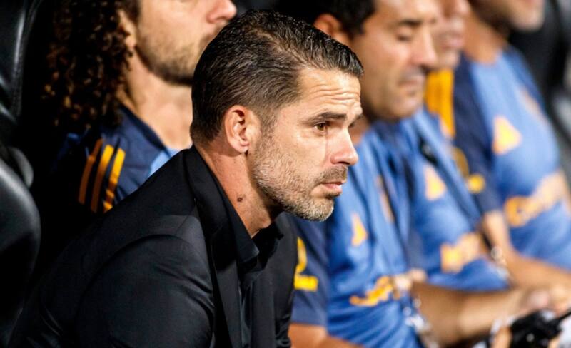 El DT de Boca amenazó en pleno partido a uno de sus dirigidos.
