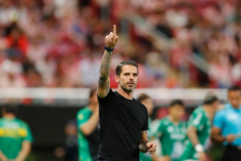 Fernando Gago es el principal señalado para ser el nuevo DT de Boca Juniors