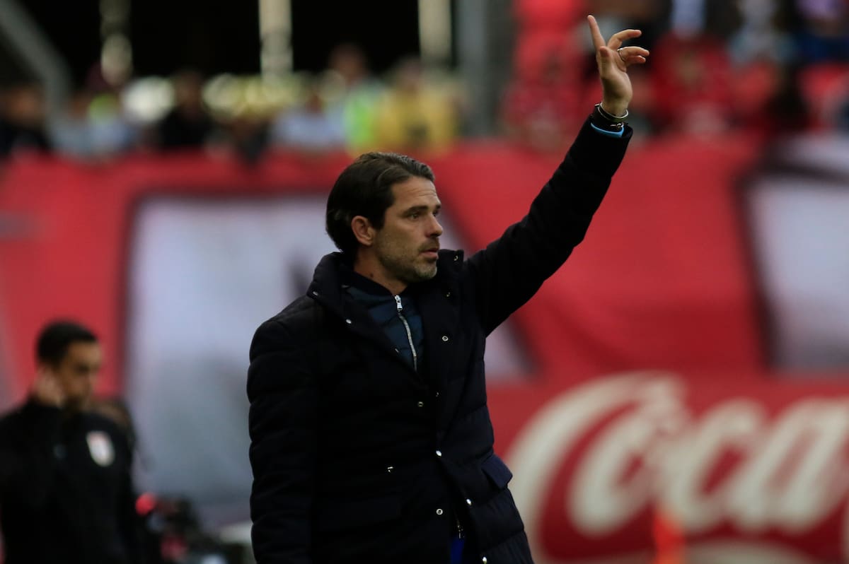 El DT de la U. Foto: Agencia Aton.