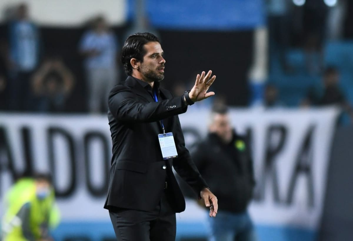 El argentino ganaría más que Francisco Meneghini. Foto: @racingclub.