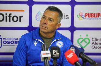 Sorpresa en el fútbol chileno: Provincial Osorno se queda sin DT en Segunda División