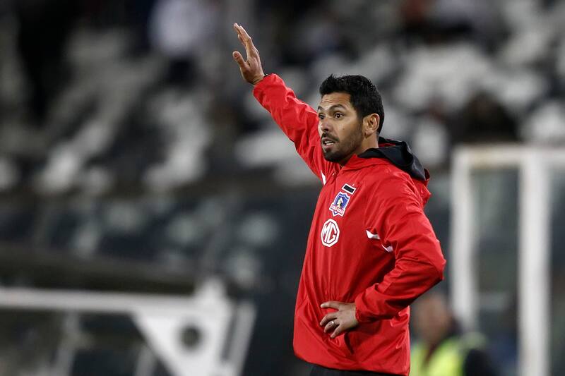 Fernando Gutiérrez fue el segundo entrenador de Colo Colo en el proceso de Mario Salas (Foto: Aton)