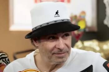 La emoción de Fernando Larraín al recibir cariñoso saludo de su madre