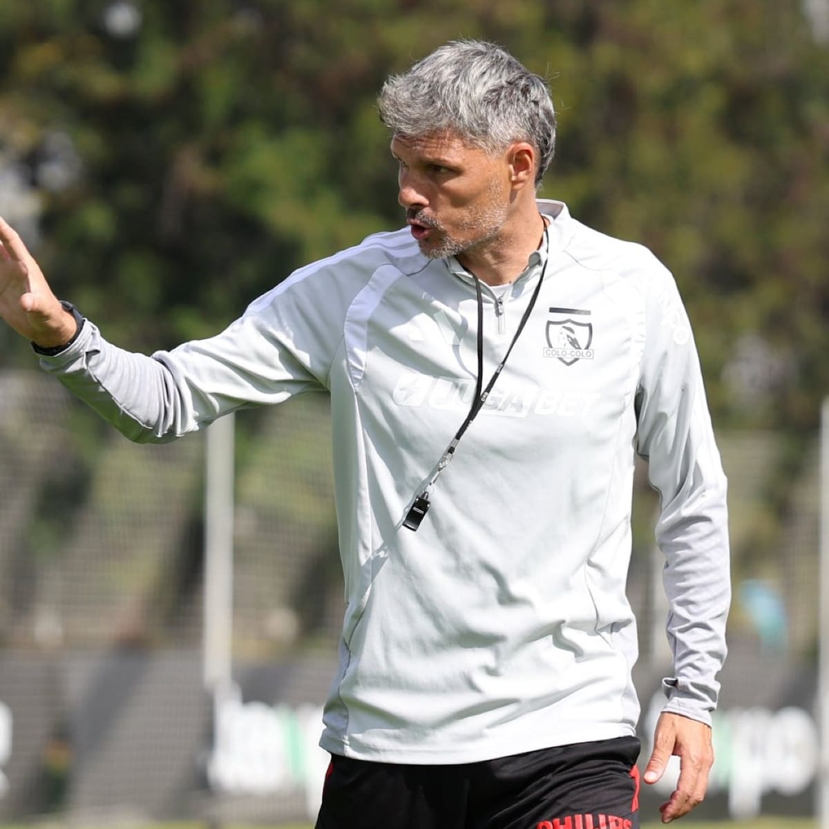 Fernando Ortiz se decidió: tira toda la carne a la parrilla y saca a uno de sus “regalones” para Palestino