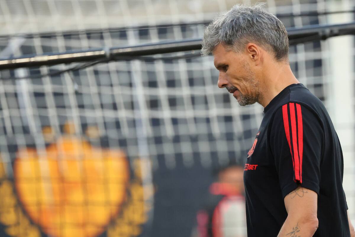 Su equipo careció de ideas en el Superclásico. Foto: Agencia Aton.