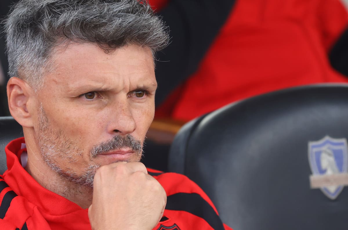 La última locura de Fernando Ortiz en Colo Colo: apostará por polémico jugador