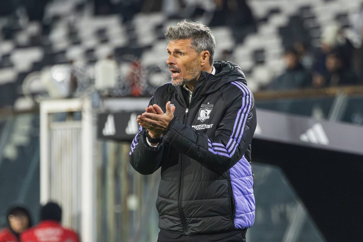 busca los juveniles para reemplazar a Francisco Marchant tras su lesión. Foto: Felipe Escobedo