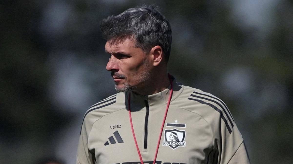 Fernando Ortiz empieza desde cero: así sería el estreno de Colo Colo en 2026