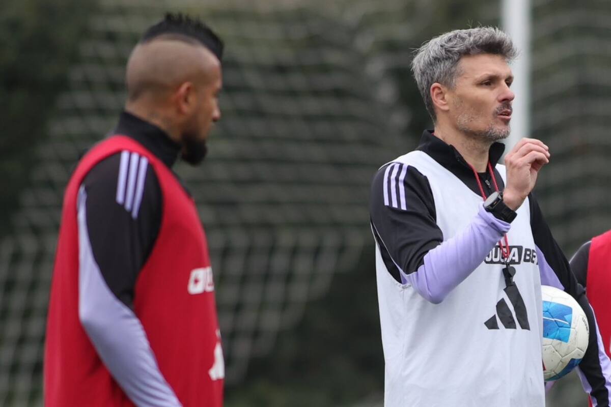junto a Arturo Vidal en Colo Colo.