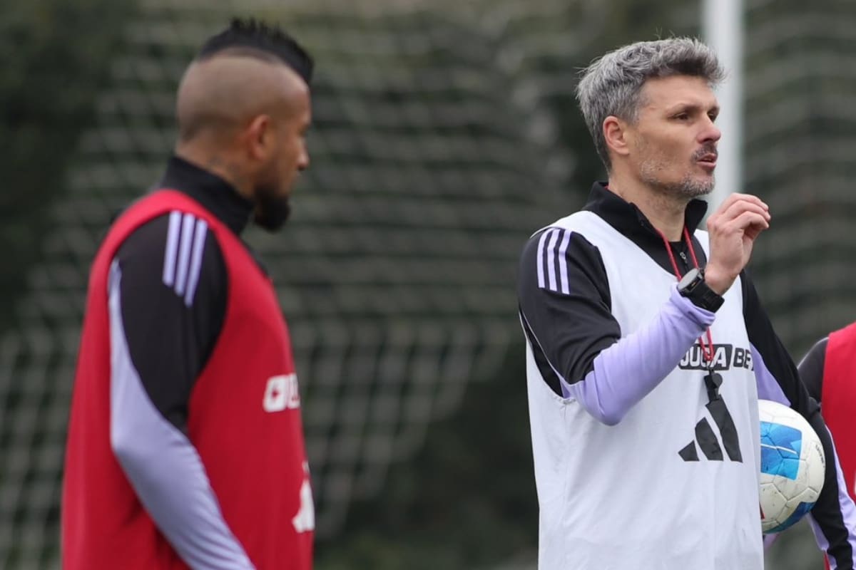 junto a Arturo Vidal en Colo Colo.