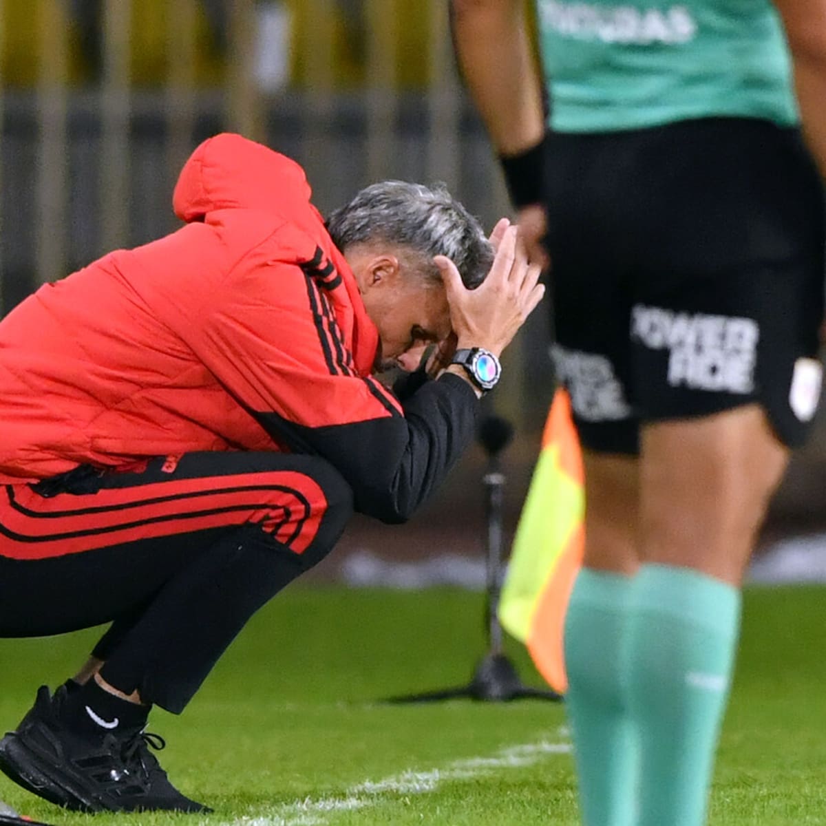 El “pánico escénico” de Fernando Ortiz le hace perder crédito para renovar en Colo-Colo