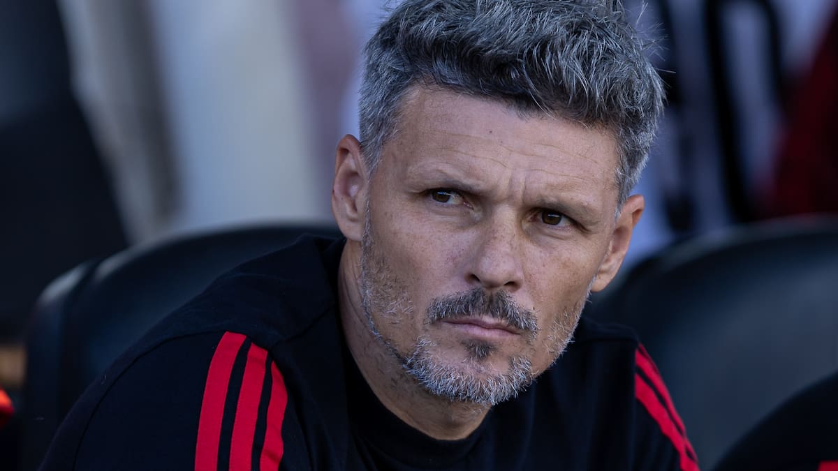 El cortocircuito entre Fernando Ortiz y Colo Colo por tres de sus fichajes más mediáticos