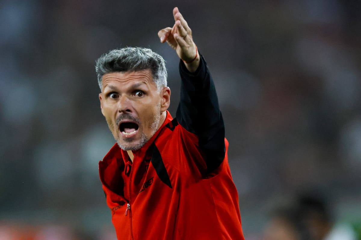 El técnico quiere cambiar las cosas en Colo Colo. Foto: Aton.