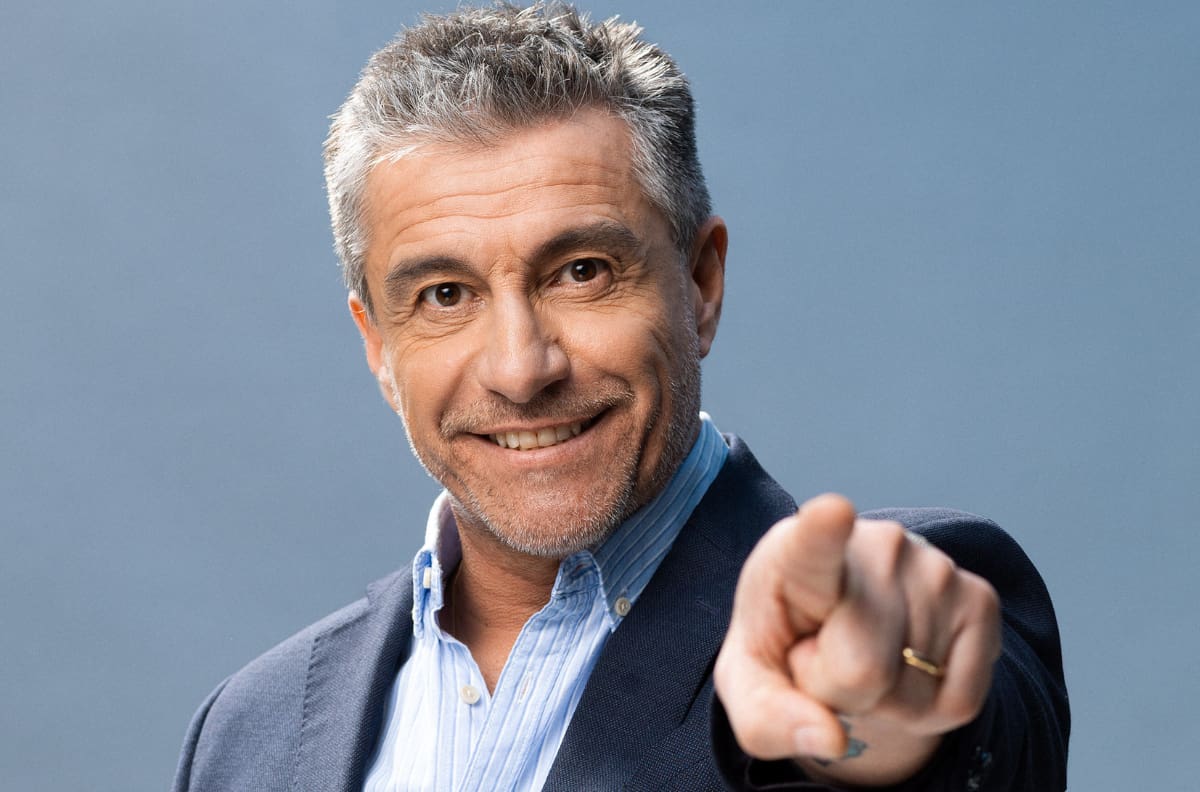 “Soy el más viejo, el mañoso y el cabrón”: Fernando Solabarrieta es confirmado para El Internado de Mega