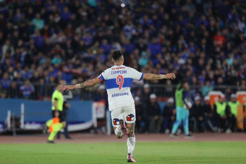 , delantero de la Universidad Católica. Foto: Agencia Aton.