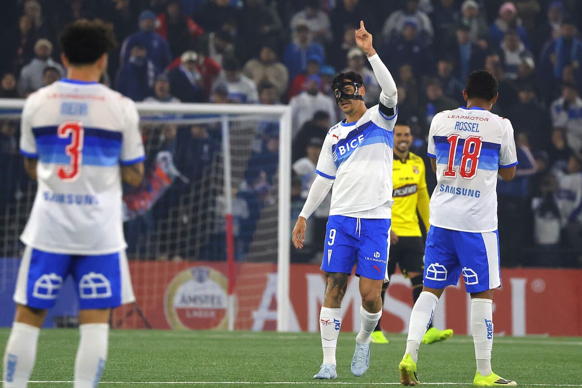 Fue el héroe de la UC ante Barcelona. Foto: Aton.