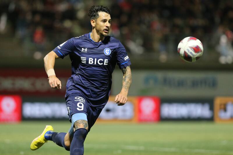 busca ser el máximo goleador de la historia del Club Universidad Católica.