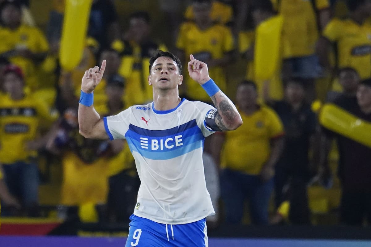 Capitán de U. Católica en Copa Libertadores. Agencia Aton