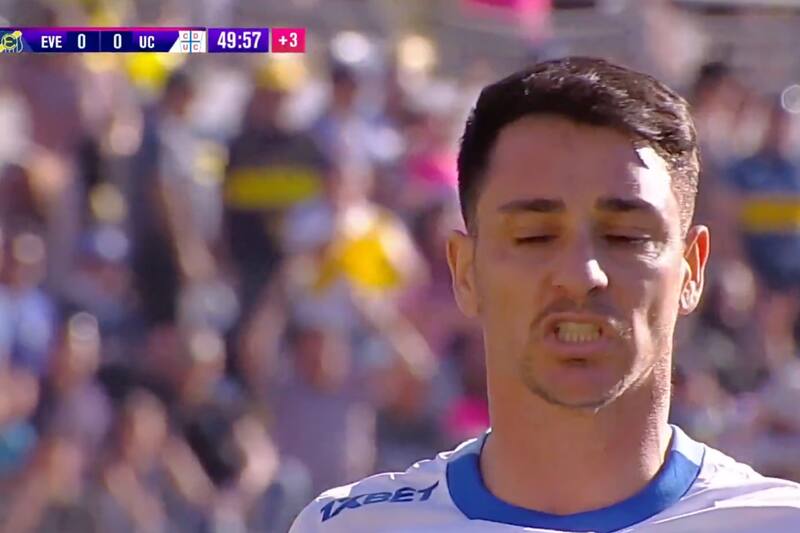 erró su penal frente a Everton.