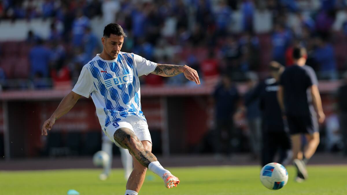 La tremenda pifiadera que se llevó Fernando Zampedri de los hinchas de U. de Chile