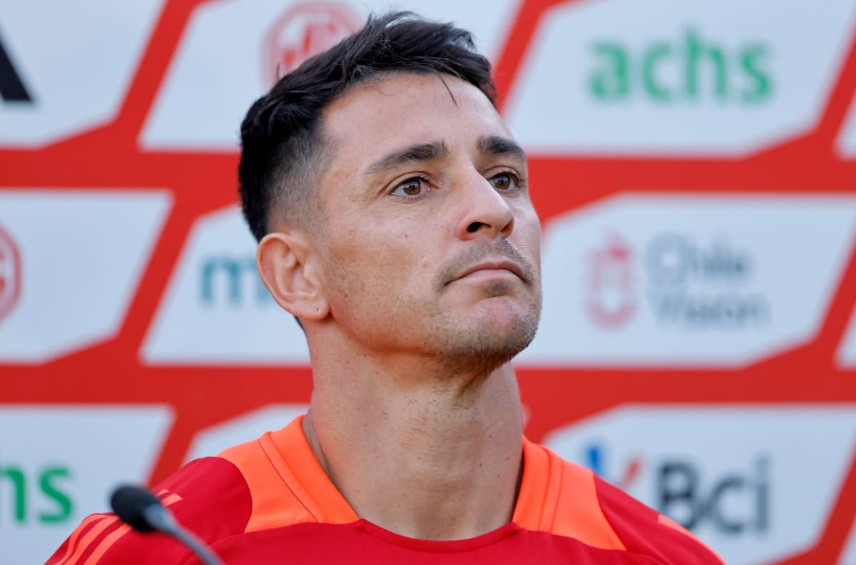 Borghi apunta a la lluvia de nacionalizados en la Selección Chilena: “Que no sea porque les conviene”