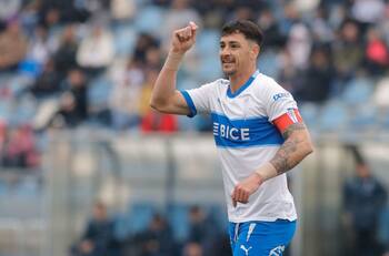 Defienden el legado de Chamuca Barrera en la UC: “Hay una estadísitica que Zampedri no tiene”