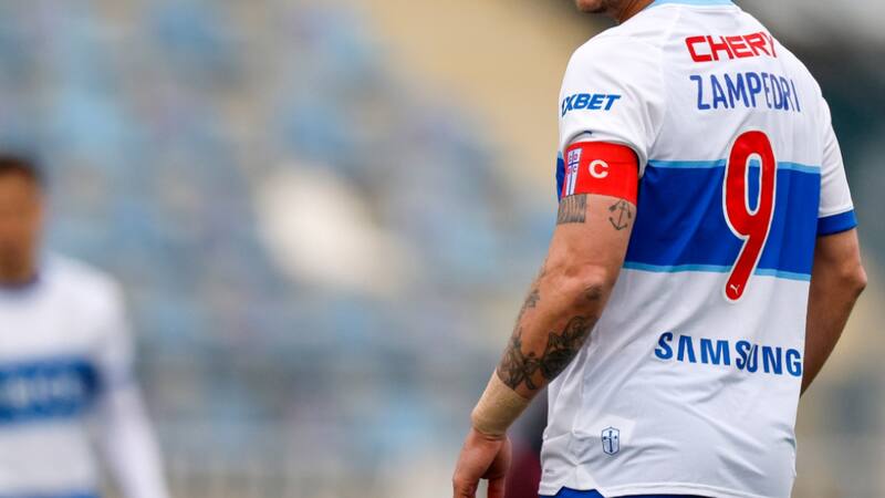 No solo Gary Medel: el otro jugador que “reclama” capitanía en la UC este 2025