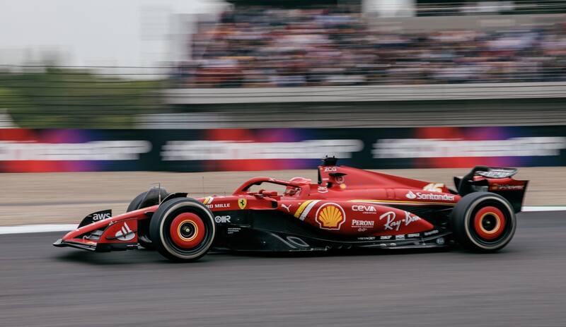 Ferrari llega con gran paquete de mejoras.