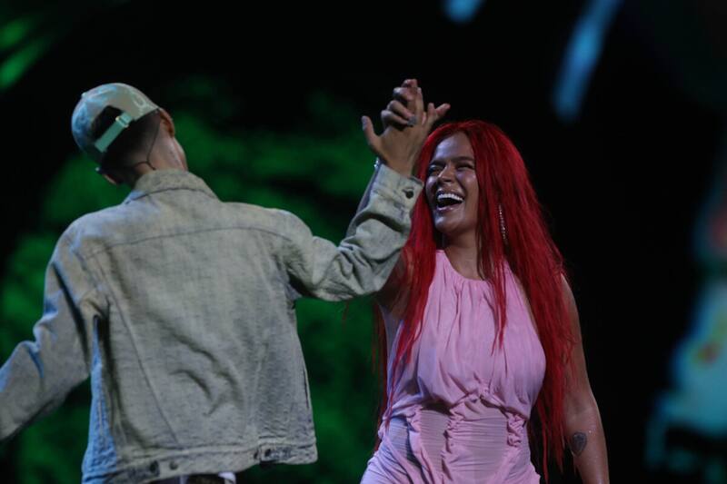 Karol G invitó a Cris Mj a interpretar el remix de "Una Noche en Medellín". Foto: Diego Martin / Agencia Uno.