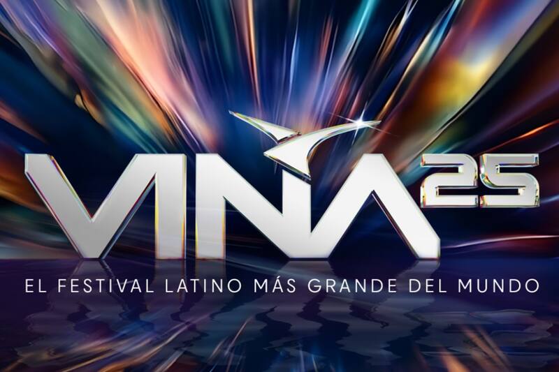 El evento comenzó la noche de este domingo.