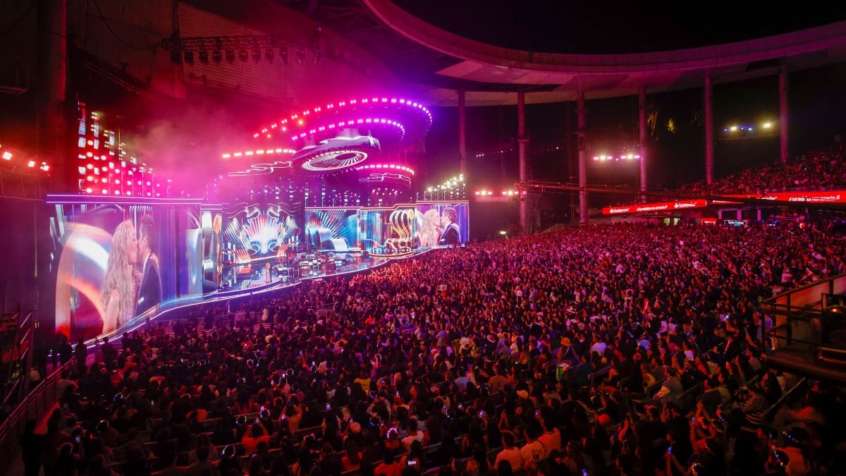 Nuevo ajuste televisivo: Aseguran que Mega despidió a director general del Festival de Viña