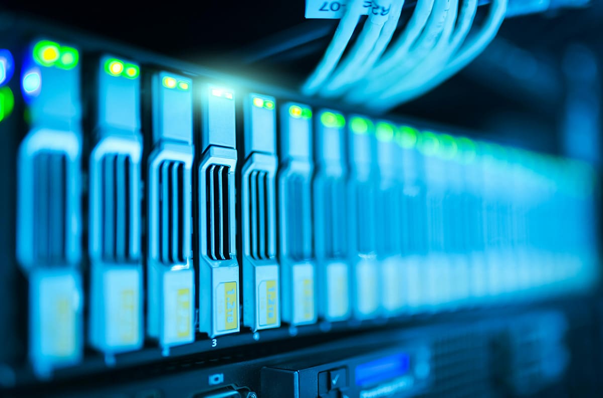 Crean nueva empresa de fibra óptica: beneficiará a clientes de 8 comunas, incluida Santiago