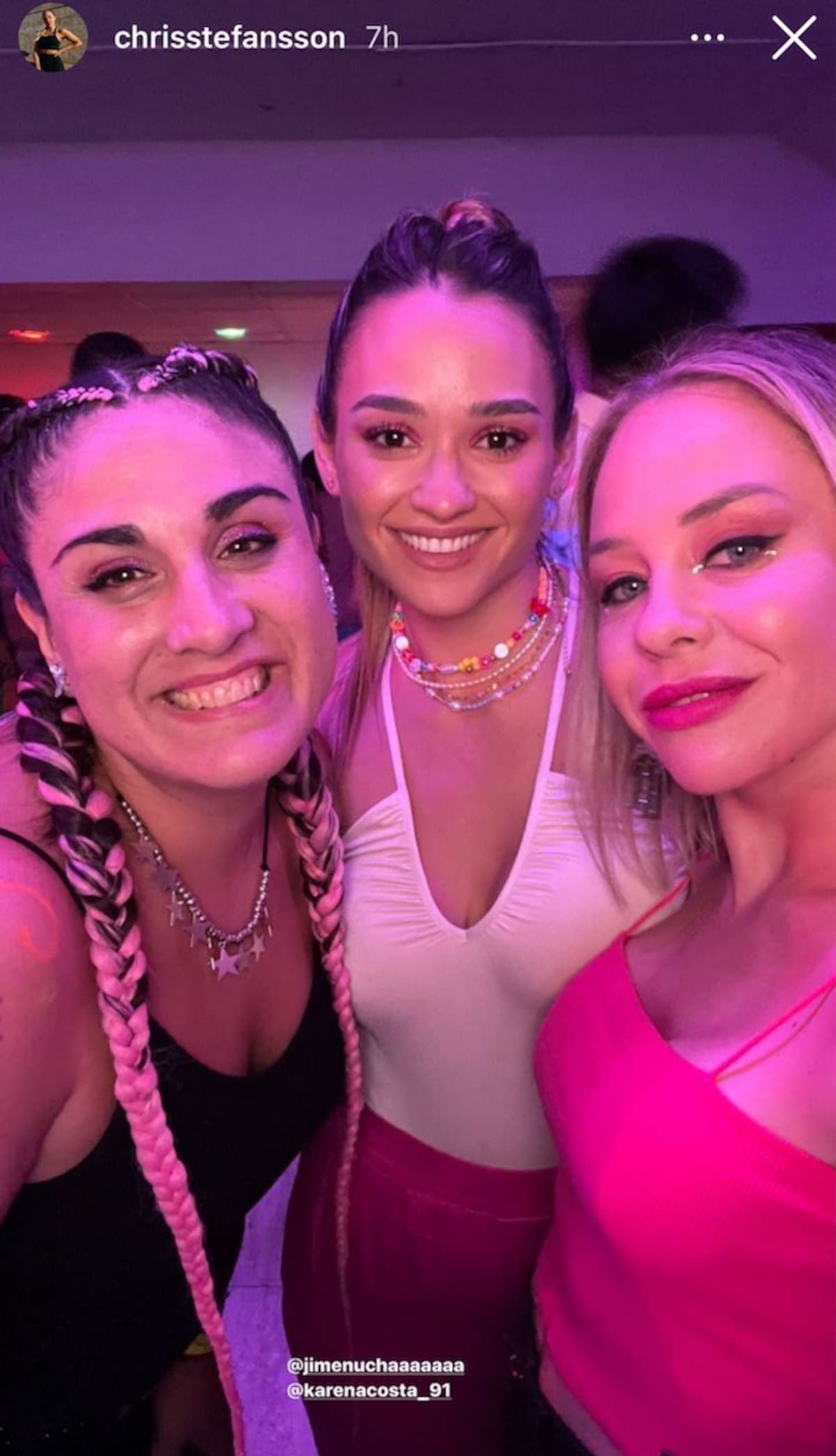 Chris Stefansson, esposa de Gary Kagelmacher compartió varias postales de la fiesta.