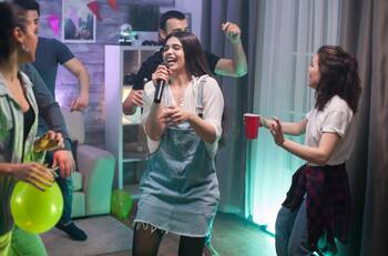 Estas son las TRES regiones más fiesteras de Chile según la IA