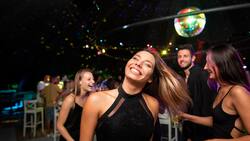 Año Nuevo: Estas son algunas de las fiestas imperdibles para recibir el 2024 en Santiago