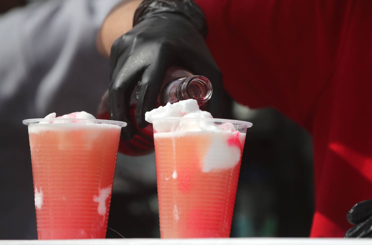 Javier Vega, diabetólogo UC Christus, sobre alimentación en Fiestas Patrias: “La principal indicación es cuidar la porción”