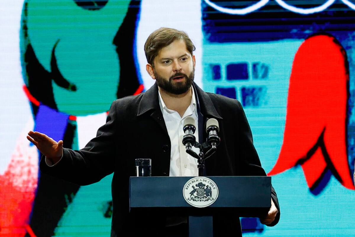 Presidente Boric reitera el llamado a celebrar de forma segura.