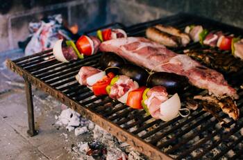 Receta de anticuchos chilenos: Disfruta las Fiestas Patrias con esta comida tradicional