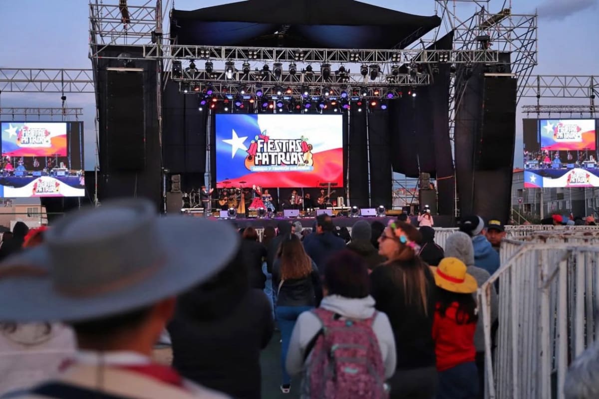 La comuna capitalina celebrará el 18 de septiembre con un show masivo gratuito.