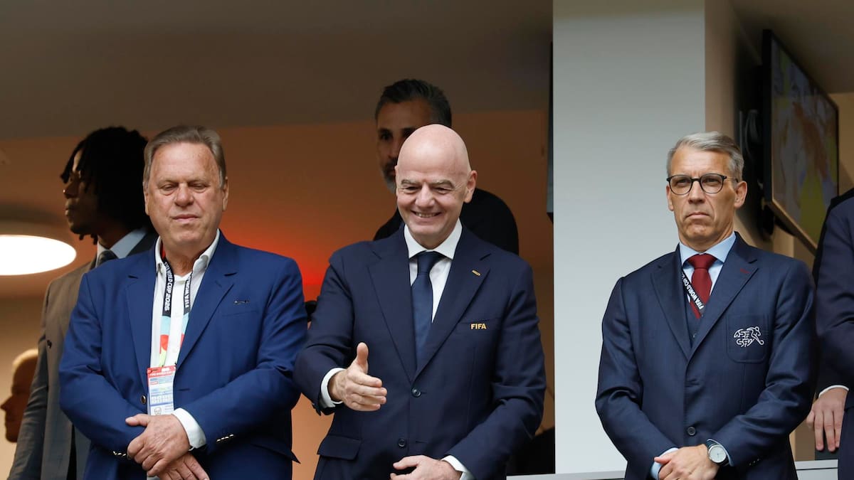 FIFA prepara castigo histórico: la drástica sanción a los técnicos y jugadores que criticaron a los árbitros del Mundial