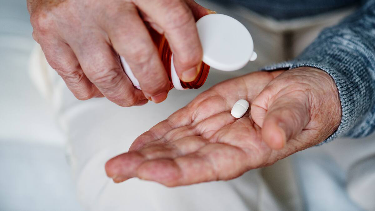 ISP emite advertencia por medicamento que podría generar ideaciones suicidas y efectos adversos en la salud mental