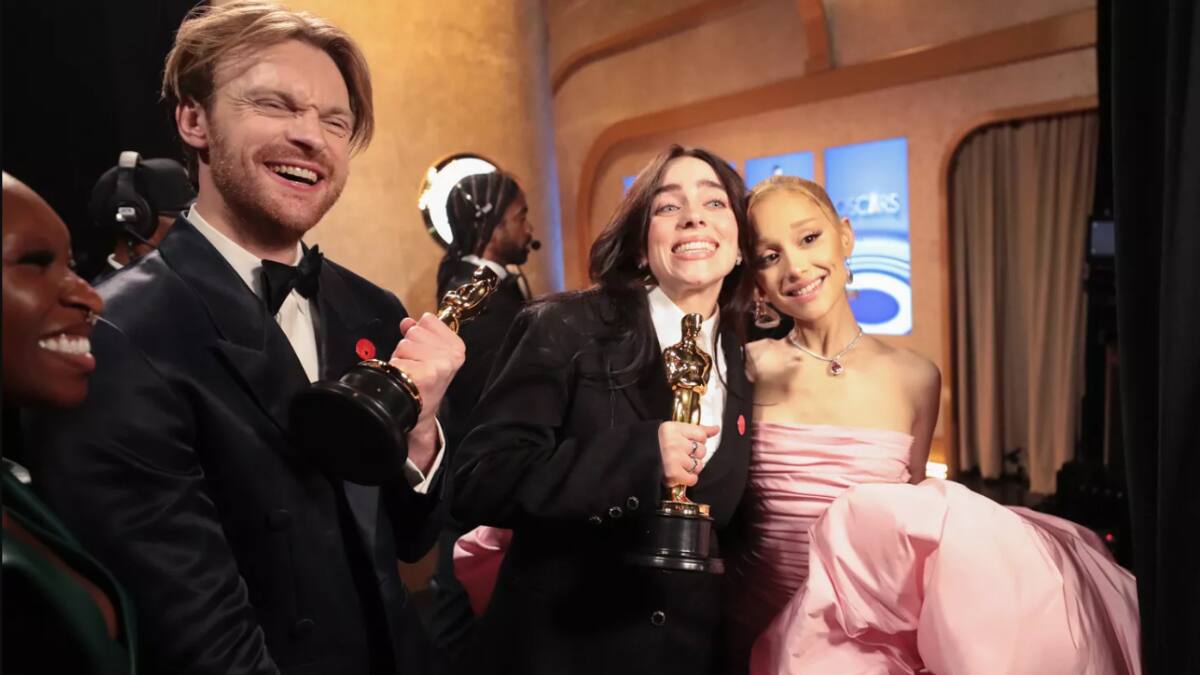 FOTOS| Desde Kendall Jenner al príncipe William: Los famosos que llegaron a la lujosa fiesta tras los Premios Oscar