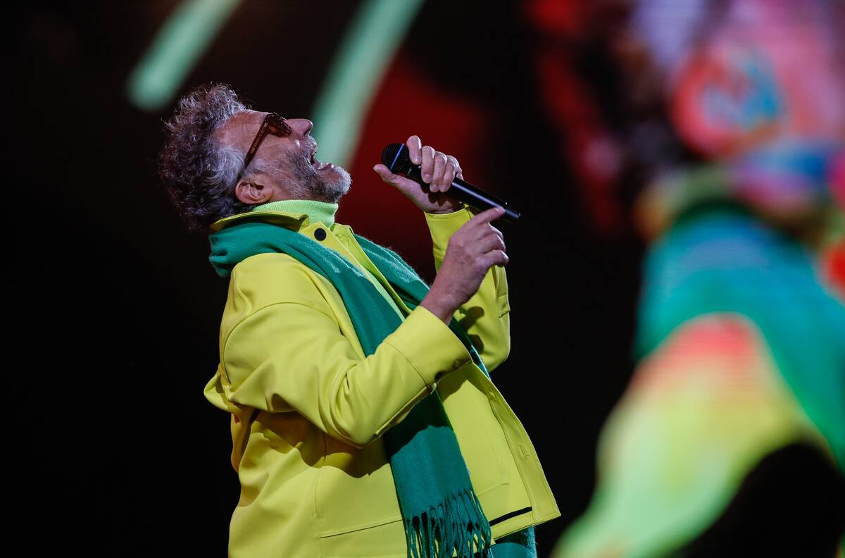 “Dale alegría a mi corazón”: El lado futbolero de Fito Páez se deja ver en Viña 2023