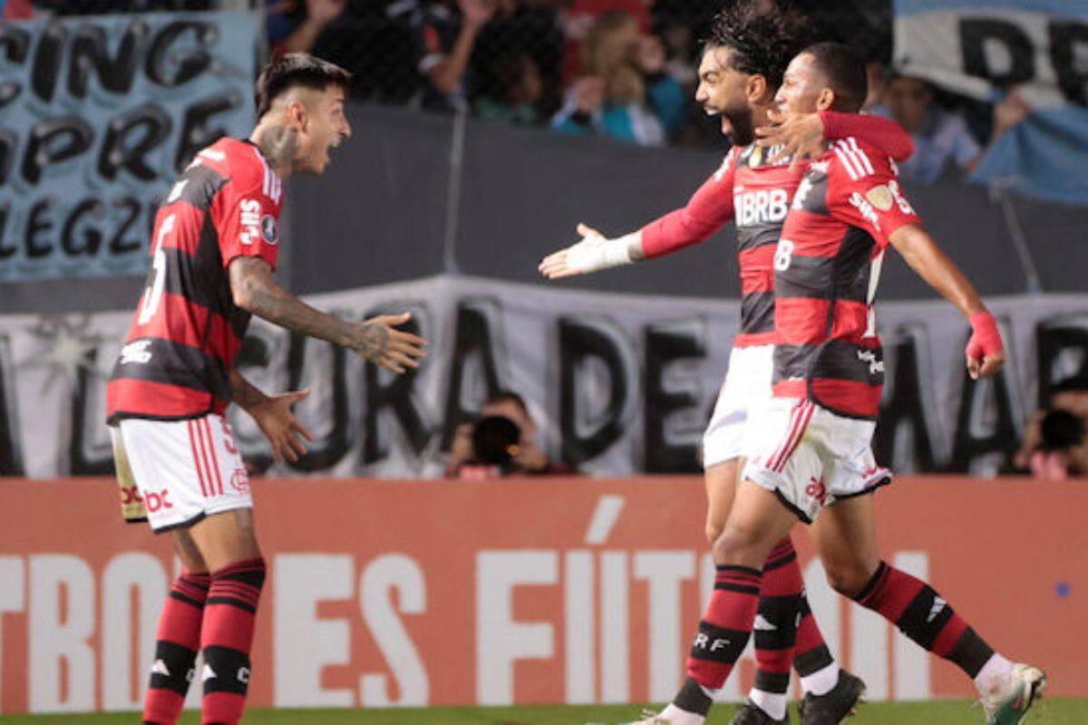 Gabigol, compañero de Erick Pulgar, fue suspendido por dos años por fraude al control antidopaje.