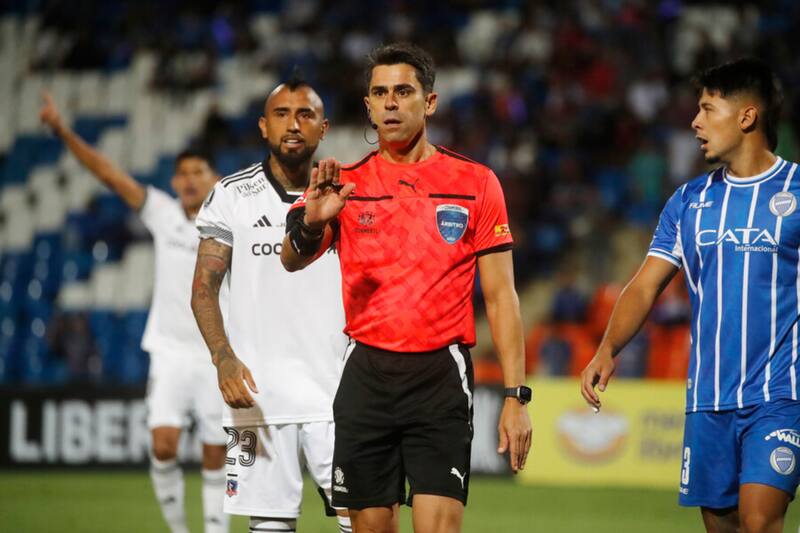 anuló el tanto de Colo Colo por posición de adelanto (Foto: Photosport)