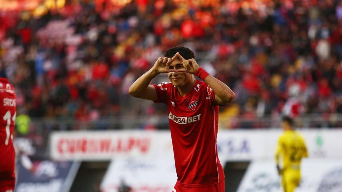 “Siempre serás parte de la familia”: club del fútbol chileno lo despidió y alista su regreso a la U